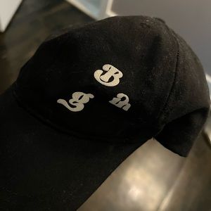 Anine Bing hat in washed black